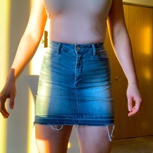 Bebe denim skirt